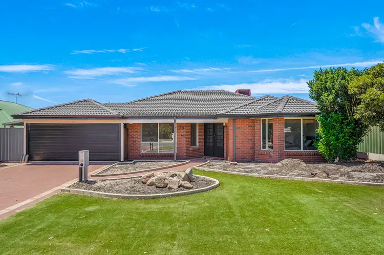 18 Broughton Heights, Kinross WA 6028