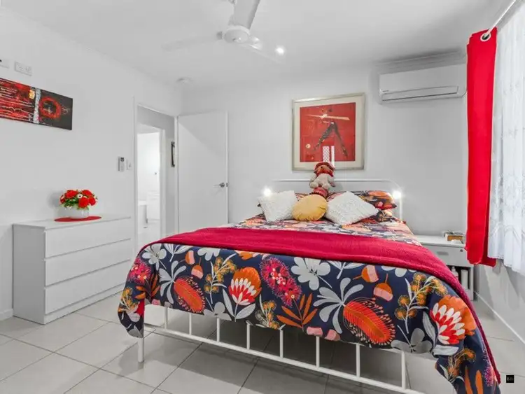 Fifth view of Homely house listing, 2 Wave Court, Toogoom QLD 4655