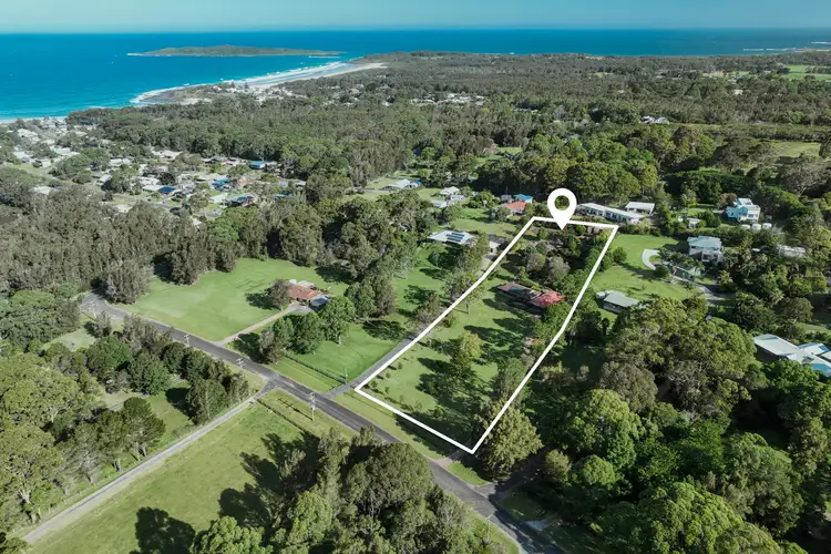13 Weemala Crescent, Bawley Point NSW 2539