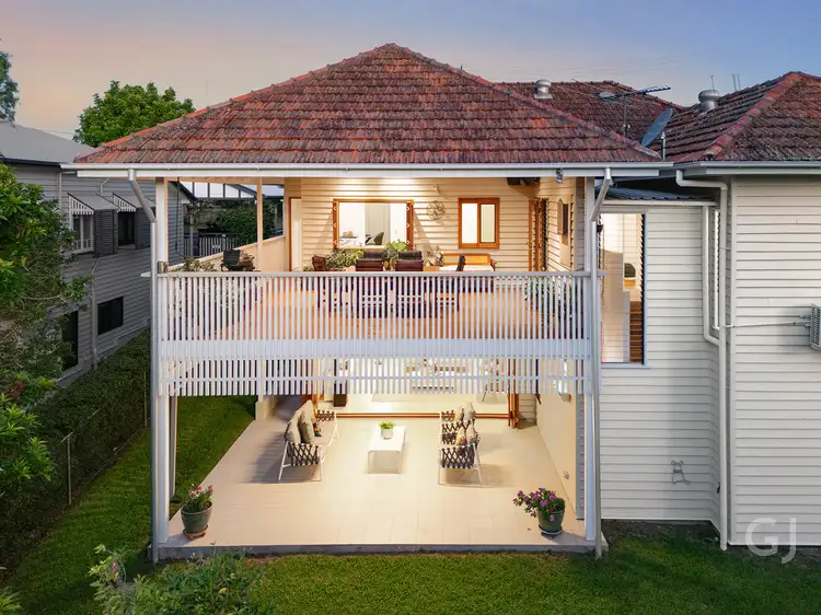 18 Southerden Avenue, Grange QLD 4051