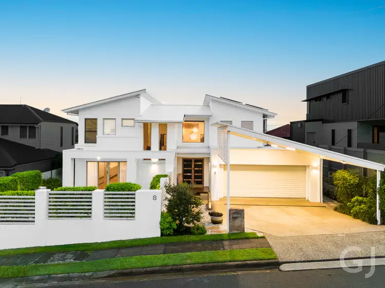 8 Winnam Street, Stafford QLD 4053