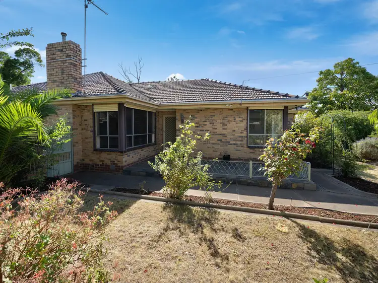 2 Dugdale Street, Bacchus Marsh VIC 3340