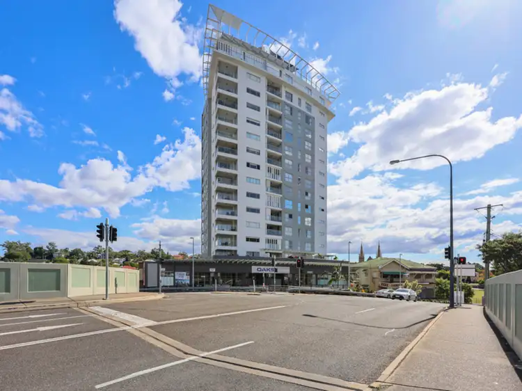 201/11 Ellenborough Street, Woodend QLD 4305