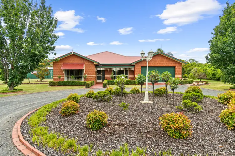 13 Josharc Court, Stratford VIC 3862