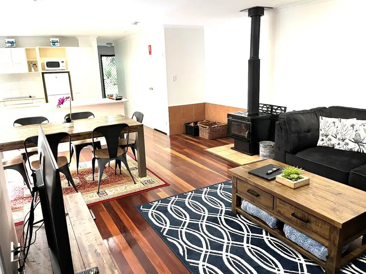 6B Bunya Avenue, Bunya Mountains QLD 4405