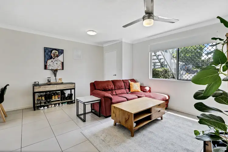 3/8a Low Street, Yandina QLD 4561