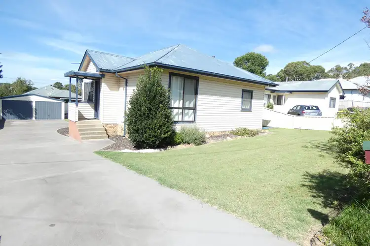 Second view of Homely house listing, 3 Alkoomi Place, Cooma NSW 2630