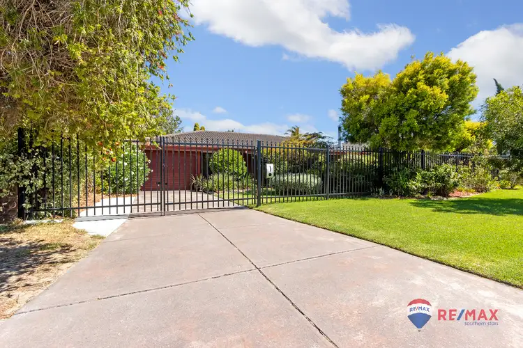 18 Elm Close, Camillo WA 6111