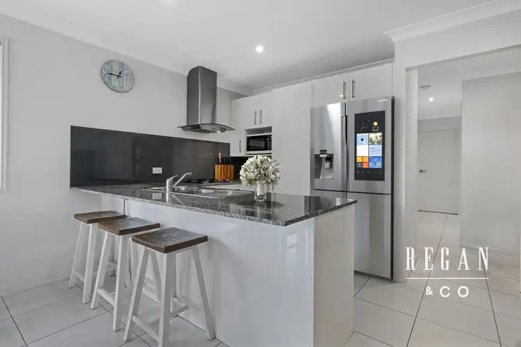 Fourth view of Homely house listing, 2 Aylmore Court, Narangba QLD 4504