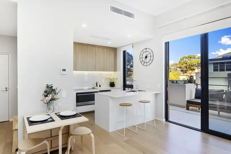 G1/8 Henley Street, Como WA 6152