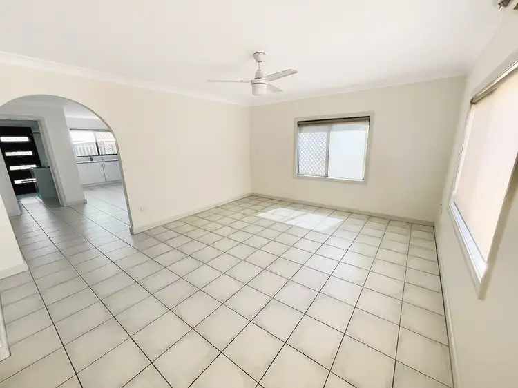 Fourth view of Homely townhouse listing, 27/7 Nothling Street, New Auckland QLD 4680