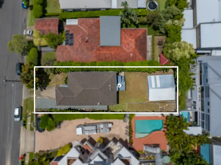 14 Miles Street, Hawthorne QLD 4171