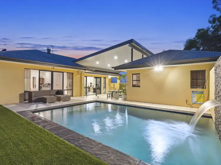 Second view of Homely house listing, 8 Chevron Rise, Highland Park QLD 4211