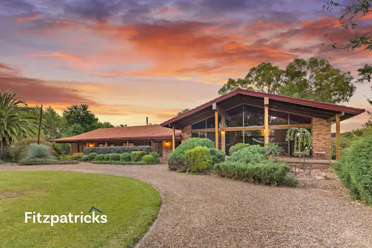 3 Laurel Road, Lake Albert NSW 2650