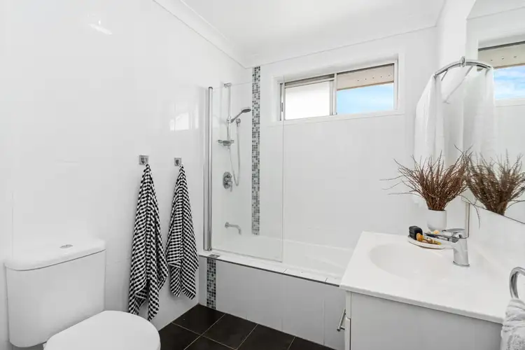 Sixth view of Homely house listing, 8 Sunshine Drive, Point Clare NSW 2250