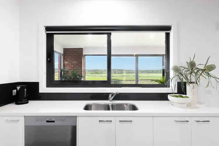 Sixth view of Homely house listing, 10 Cheryl Court, Warrnambool VIC 3280