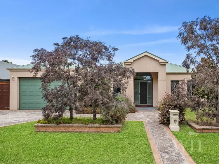 18 Somerset Place, Safety Beach VIC 3936