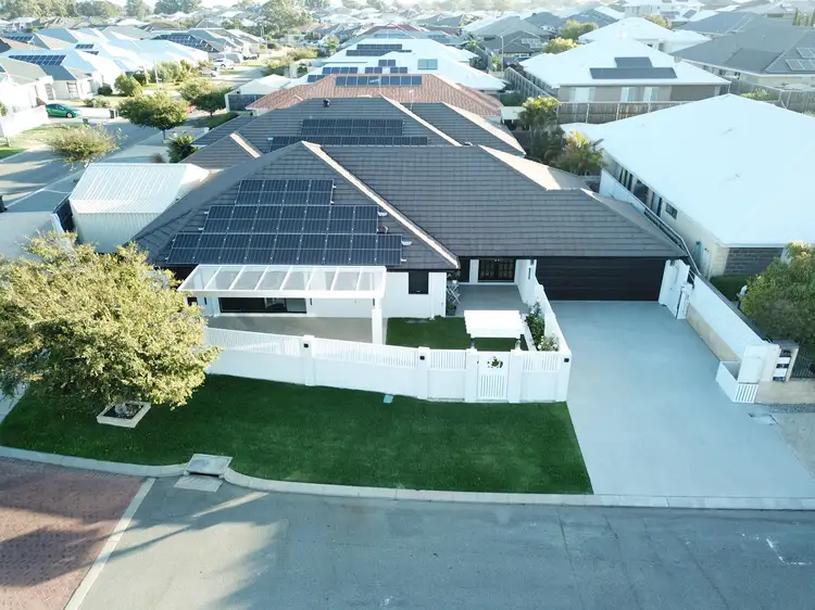 1 Acerosa Boulevard, Halls Head WA 6210