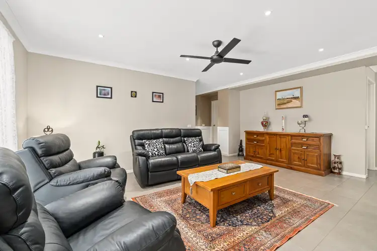 Fifth view of Homely house listing, 2 Woondella Boulevard, Sale VIC 3850