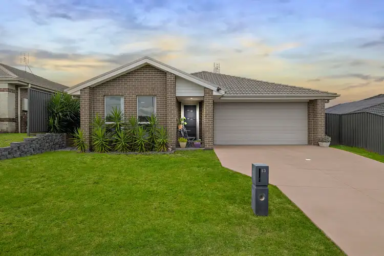 13 Loch Lomond Avenue, Heddon Greta NSW 2321