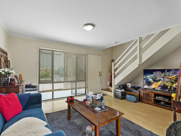 Sixth view of Homely townhouse listing, 2/6 Parkridge Drive, Molendinar QLD 4214