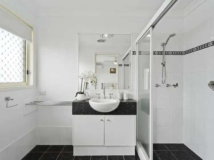 Sixth view of Homely house listing, 4 Lou Place, Pacific Pines QLD 4211
