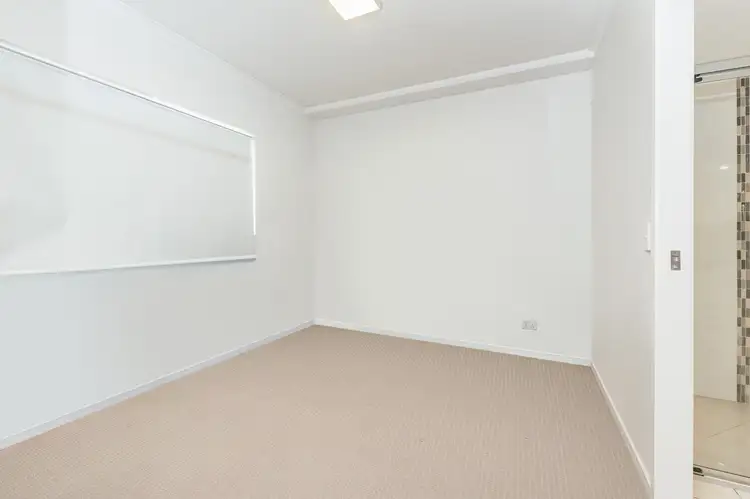 Fifth view of Homely unit listing, 8/20-22 Flinders, West Gladstone QLD 4680