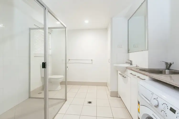 Sixth view of Homely unit listing, 8/20-22 Flinders, West Gladstone QLD 4680