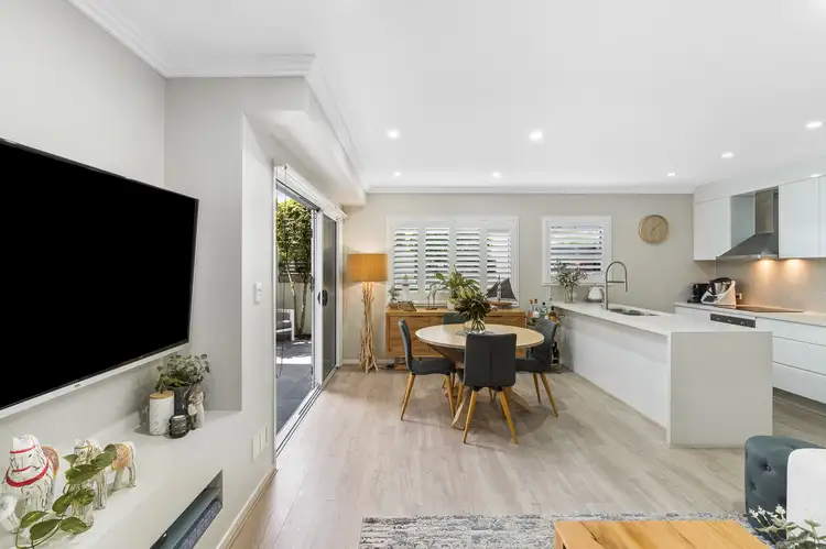 7/15 Landsborough Avenue, Scarborough QLD 4020