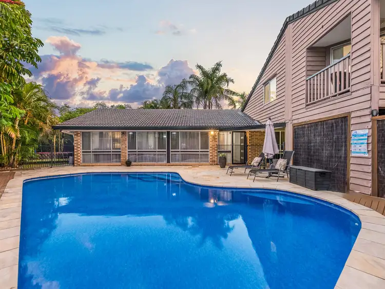 3 Compass Close, Jamboree Heights QLD 4074