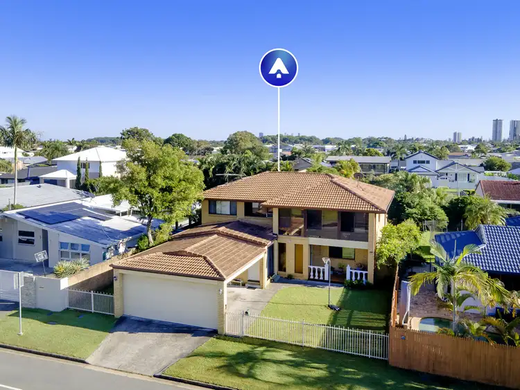 131 Acanthus Avenue, Burleigh Waters QLD 4220