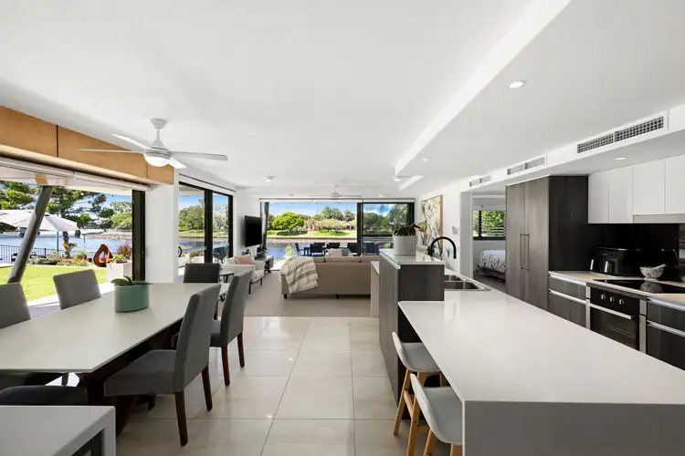 208/1 Fiji Court, Kawana Island QLD 4575