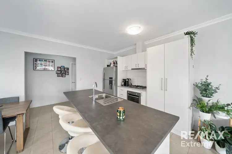 Second view of Homely house listing, 8/15 Titian Way, Tapping WA 6065