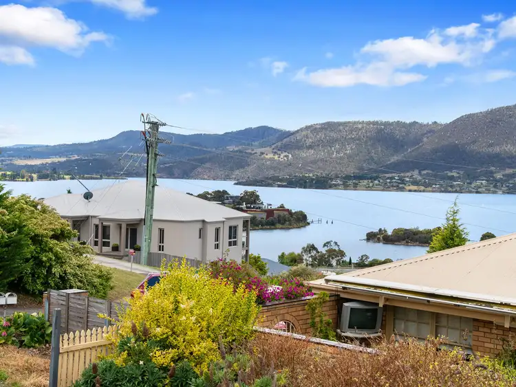 2/5 Peacock Court, Rosetta TAS 7010