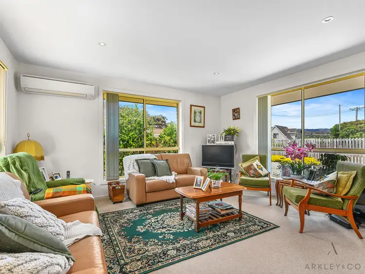 Fifth view of Homely villa listing, 1/15 Talune Street, Lindisfarne TAS 7015