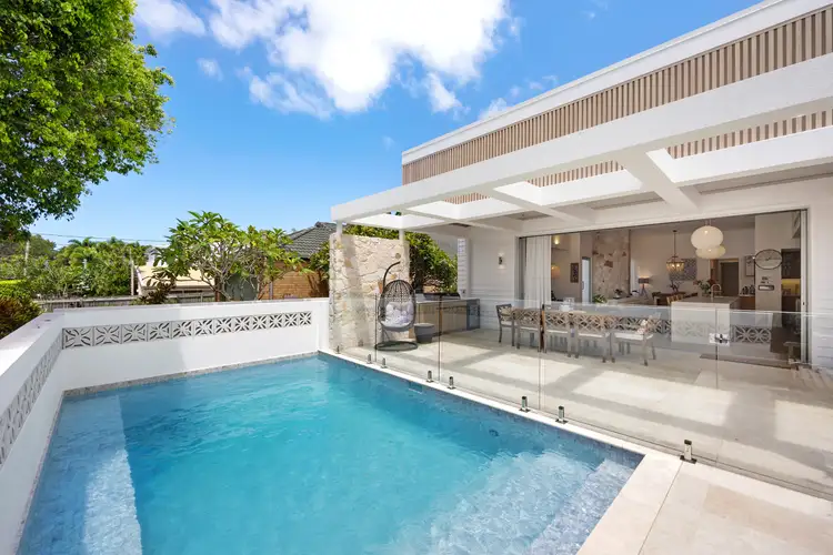 16 Ann Street, Noosaville QLD 4566