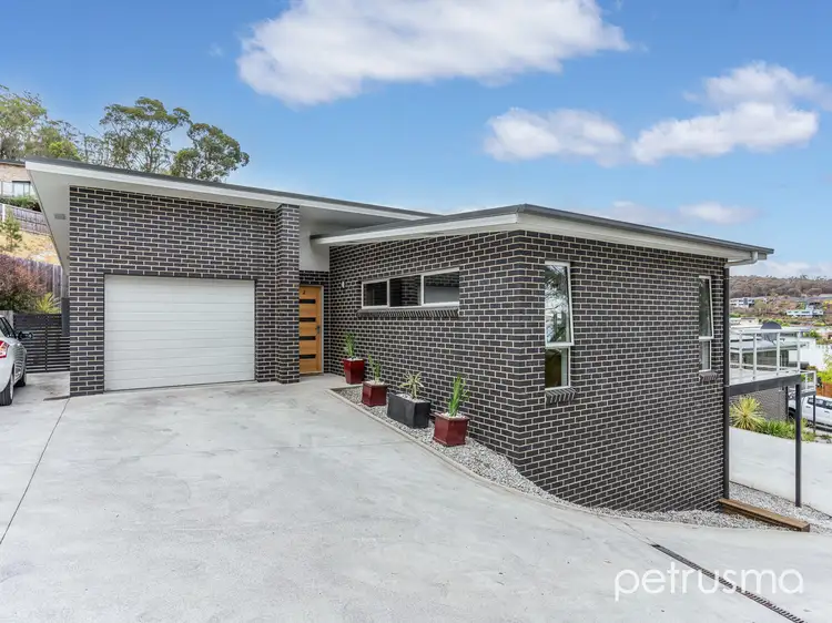 2/7 Vienne Drive, Howrah TAS 7018