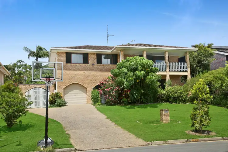 8 Tulip Street, Miami QLD 4220