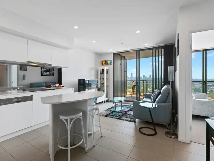 31402/300 Old Cleveland Road, Coorparoo QLD 4151