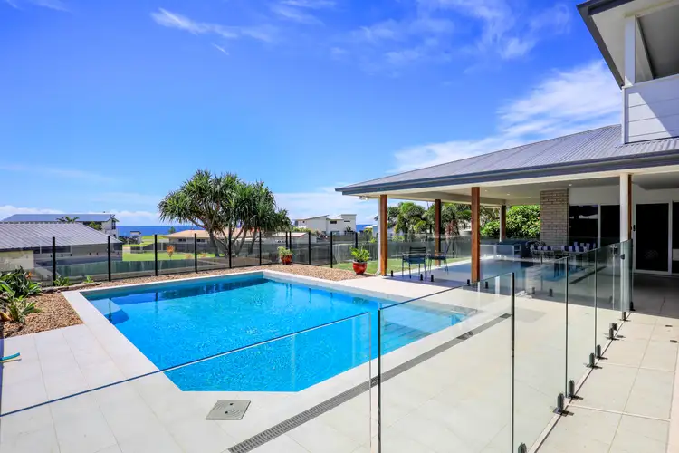 5 Tarni Street, Coral Cove QLD 4670