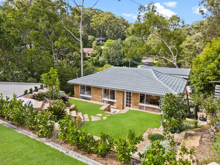 30 Cabbage Tree Avenue, Avoca Beach NSW 2251