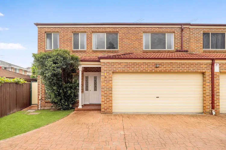 9/7 Altair Place, Hinchinbrook NSW 2168