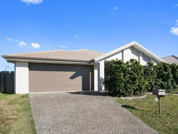 30 Williams Crescent, North Lakes QLD 4509