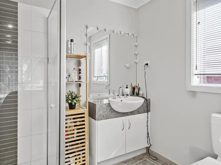 Fifth view of Homely house listing, 3 Sonny Close, Maddingley VIC 3340