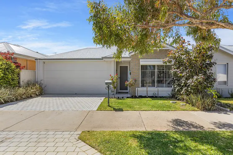 19 Binthalya Street, Golden Bay WA 6174