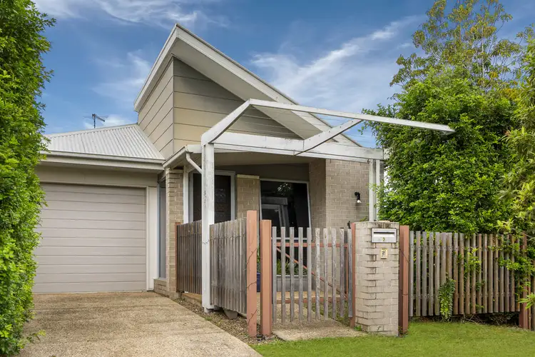 2 Brooklyn Close, North Lakes QLD 4509