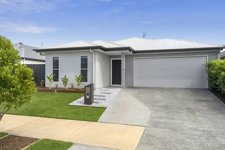 11 Tadorna Street, Palmview QLD 4553