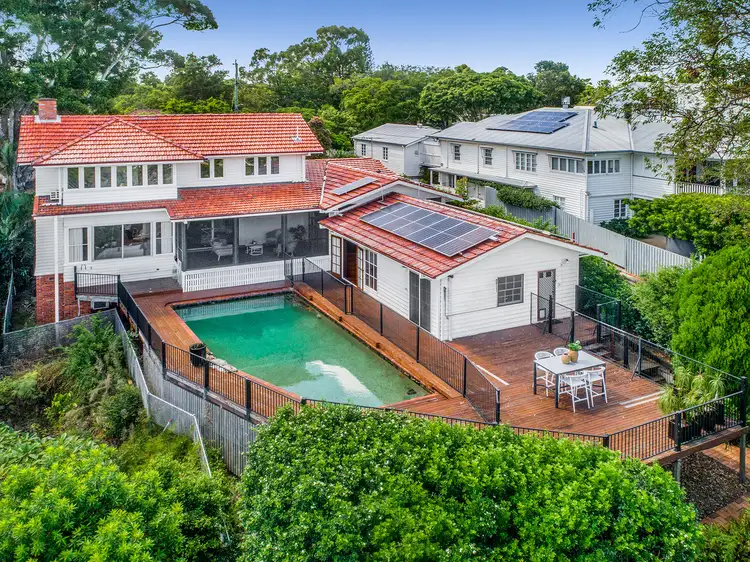 137 Hawken Drive, St Lucia QLD 4067