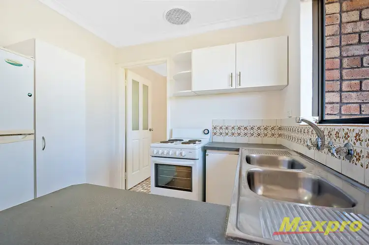 Fifth view of Homely villa listing, 32 Dealy Close, Cannington WA 6107