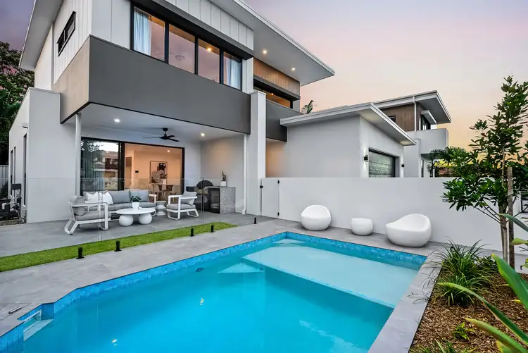 63A Honeyeater Drive, Burleigh Waters QLD 4220